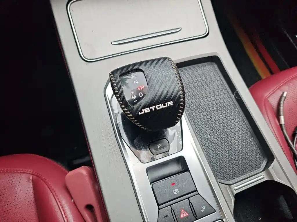 Jetour X70 PLUS 2024 — фото 11