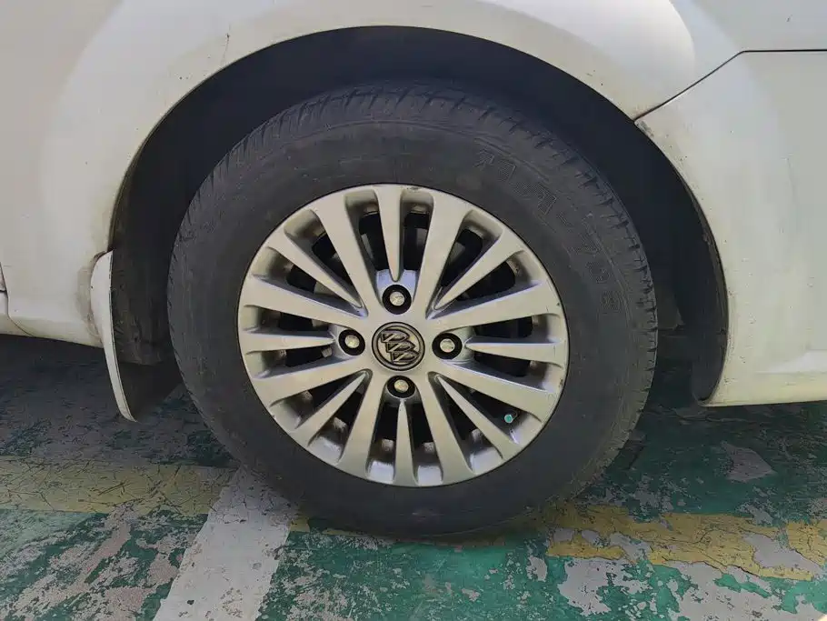 Buick Excelle 2015