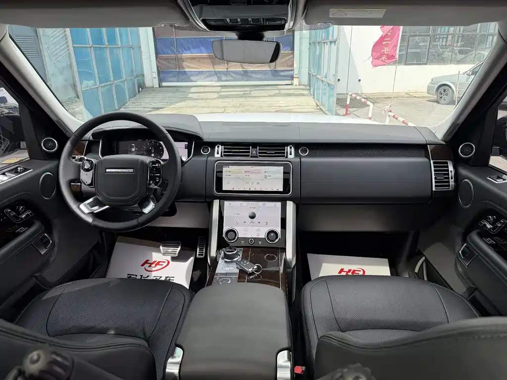 Land Rover Range Rover 2021 — фото 15