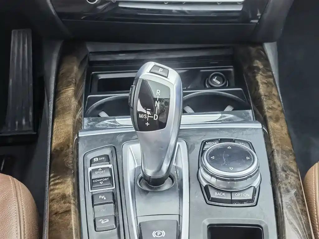 BMW X5 2015 — фото 13