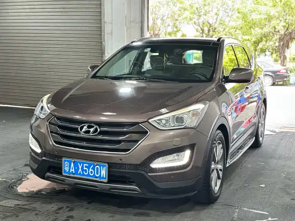 Hyundai Santa Fe 2013