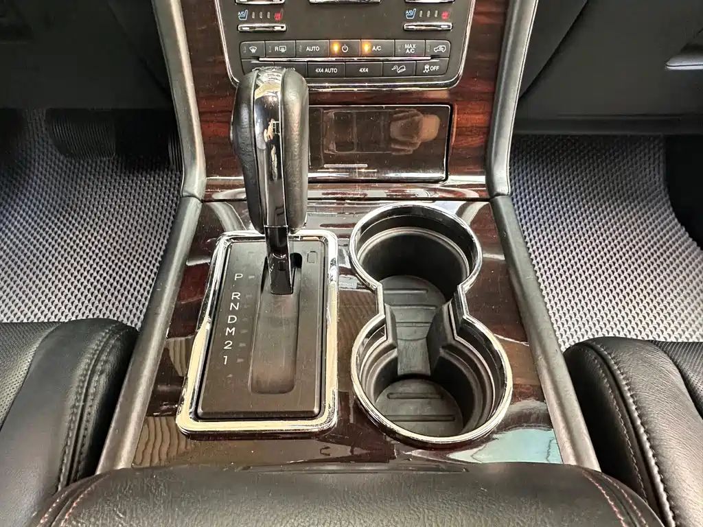 Lincoln Navigator 2018 — фото 10