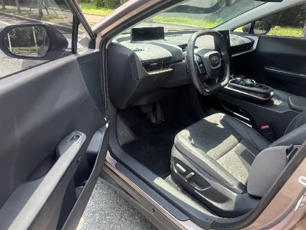 Toyota bZ3 2023