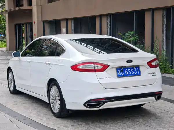Ford Mondeo 2015