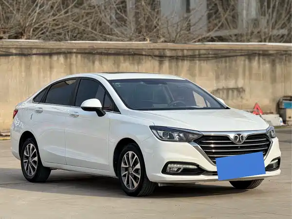 BAIC Shenbao D50 2018