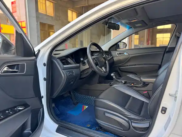 Hyundai Mistra 2017