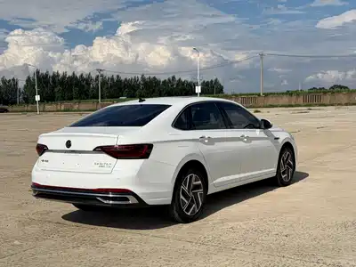 Volkswagen Sagitar 2022