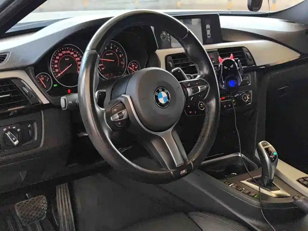 BMW 3 Series 2014 — фото 13