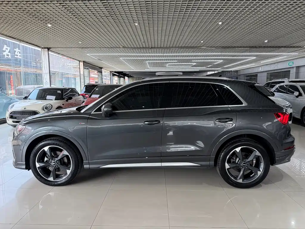 Audi Q3 2023