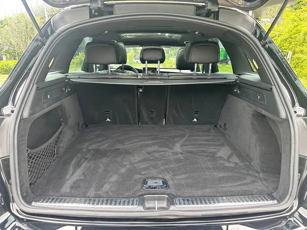 Mercedes-Benz GLC 2017 — фото 15