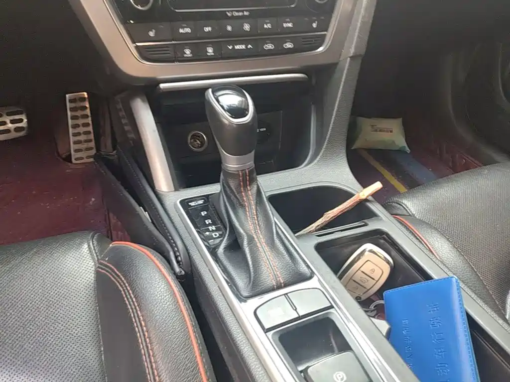 Hyundai Sonata 2016 — фото 14