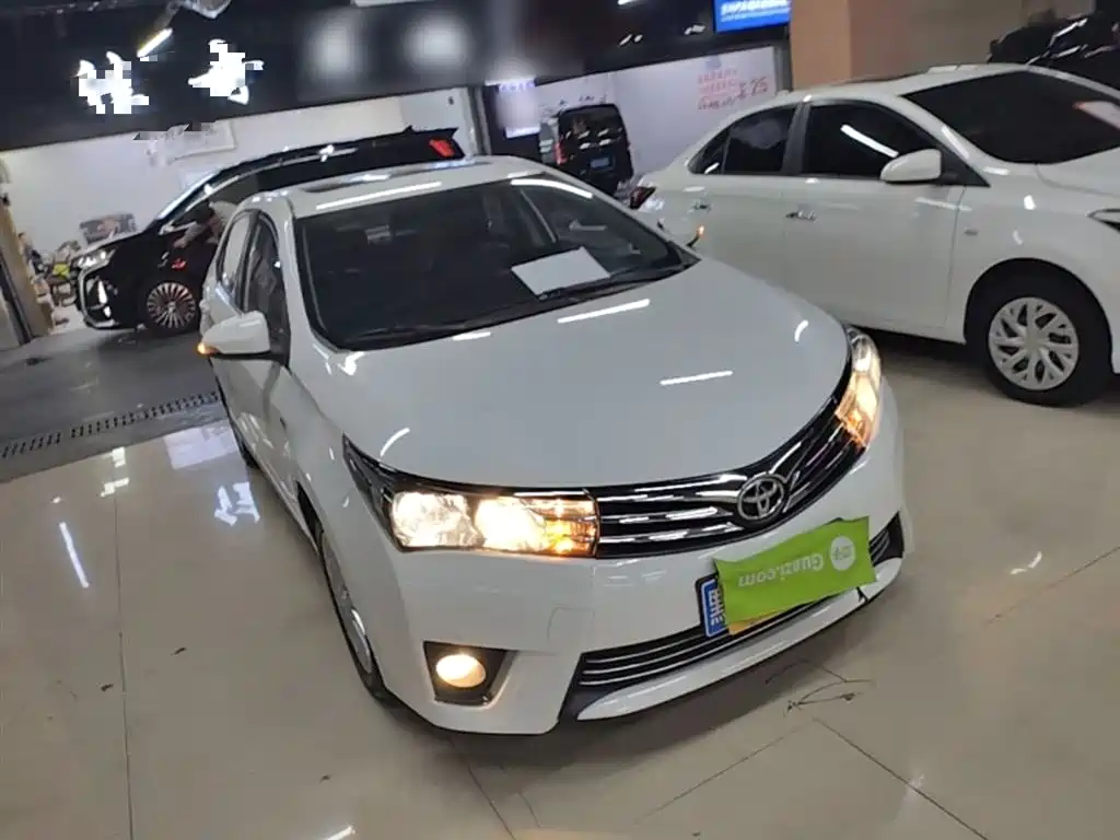 Toyota Corolla 2015 — фото 4
