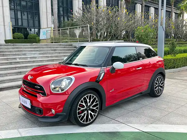 MINI JCW PACEMAN 2016