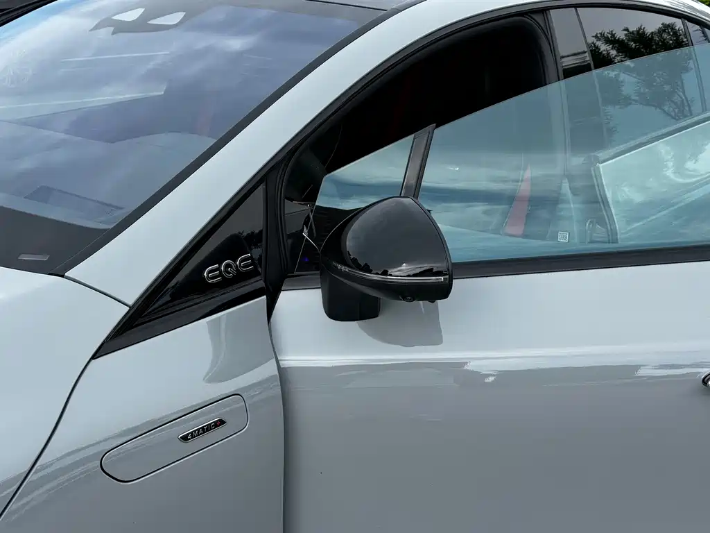 Mercedes-Benz EQE AMG 2024
