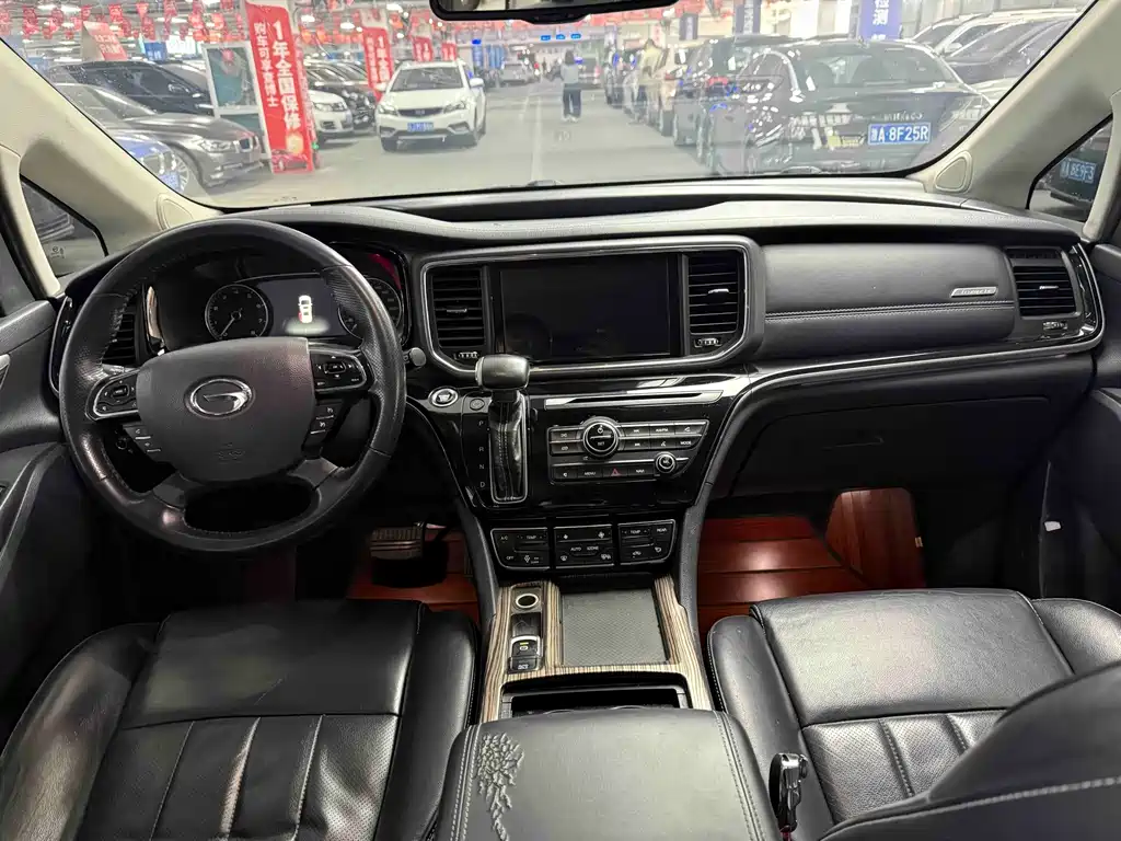GAC Trumpchi M8 2020 — фото 6