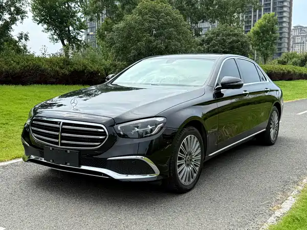 Mercedes-Benz E-Class 2021