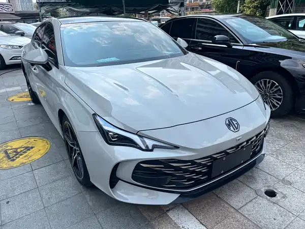 MG MG7 2023
