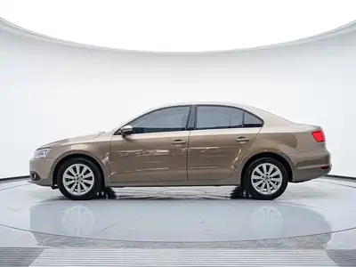 Volkswagen Sagitar 2014