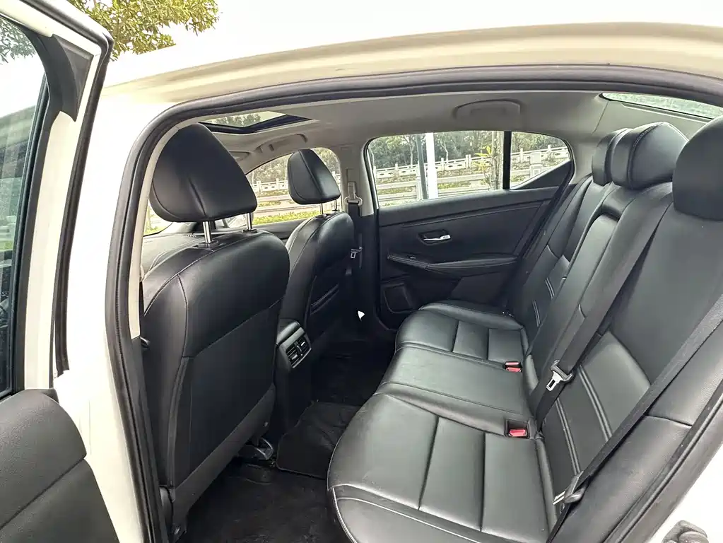 Nissan Sylphy 2020 — фото 10
