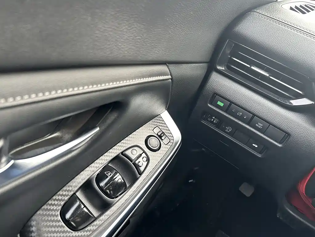 Nissan Sylphy 2020 — фото 11