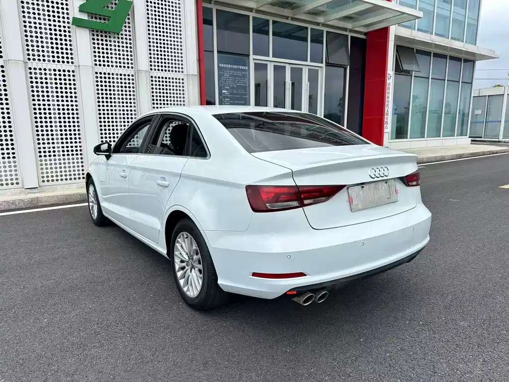 Audi A3 2017 — фото 25