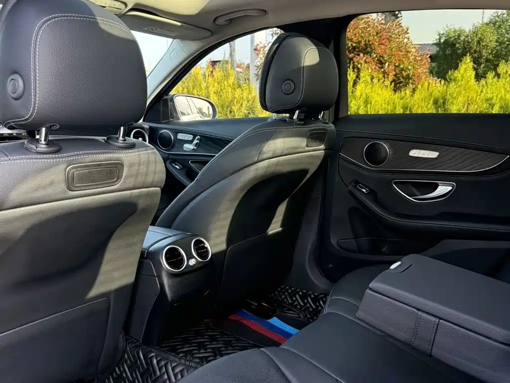 Mercedes-Benz C-Class 2018
