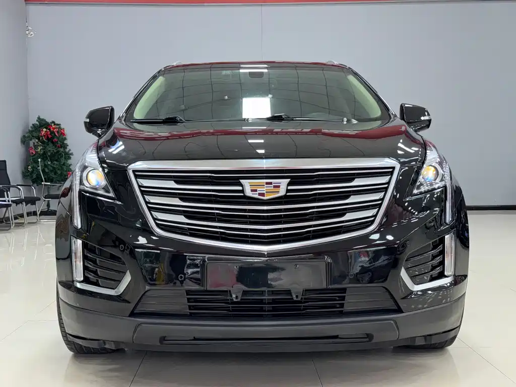 Cadillac XT5 2016 — фото 2