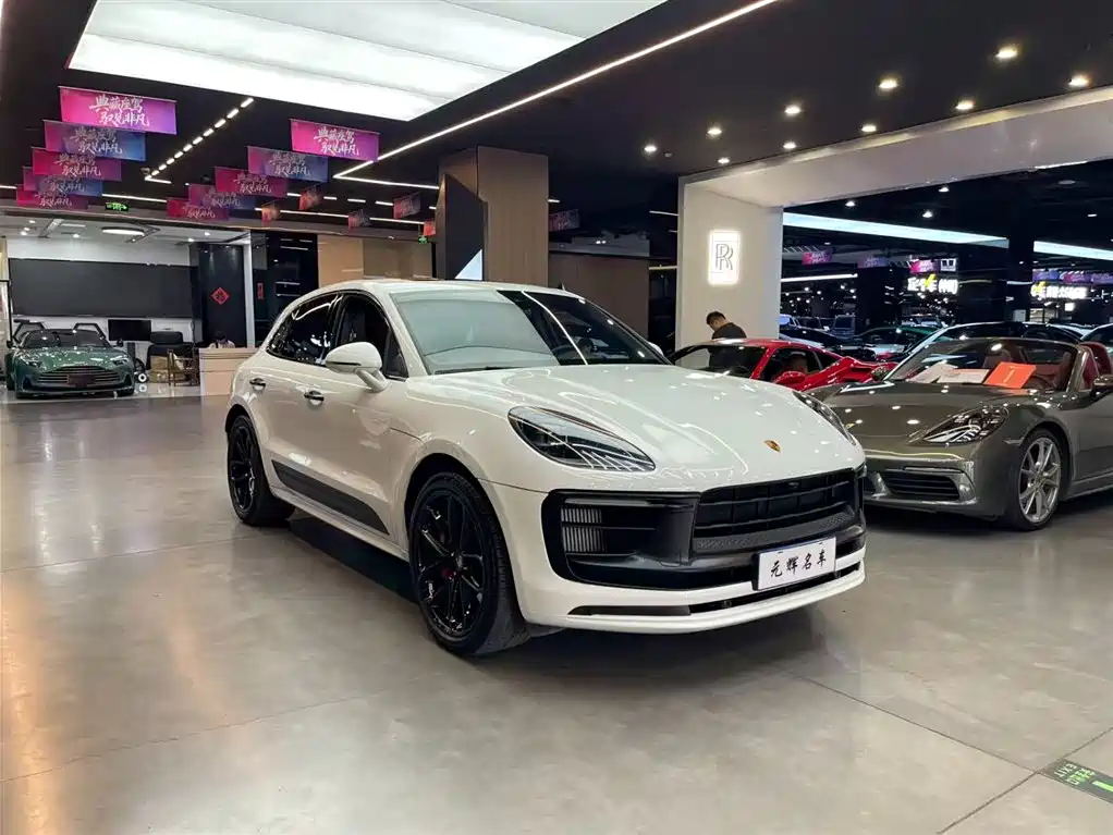 Porsche Macan 2023 — фото 3