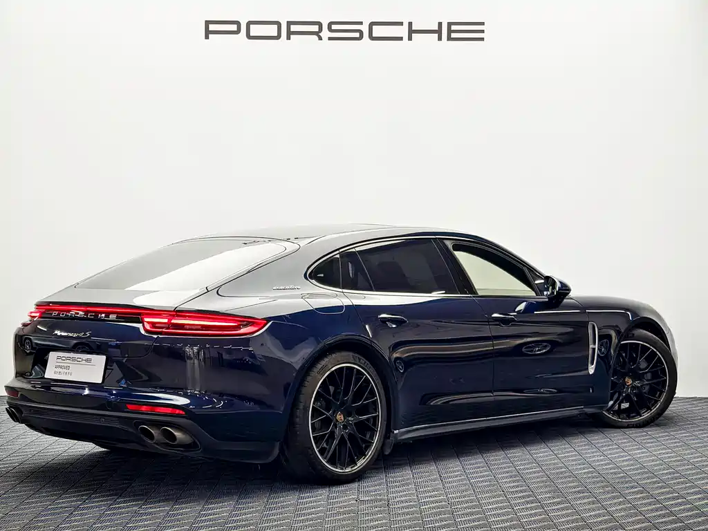 Porsche Panamera 2019 — фото 8