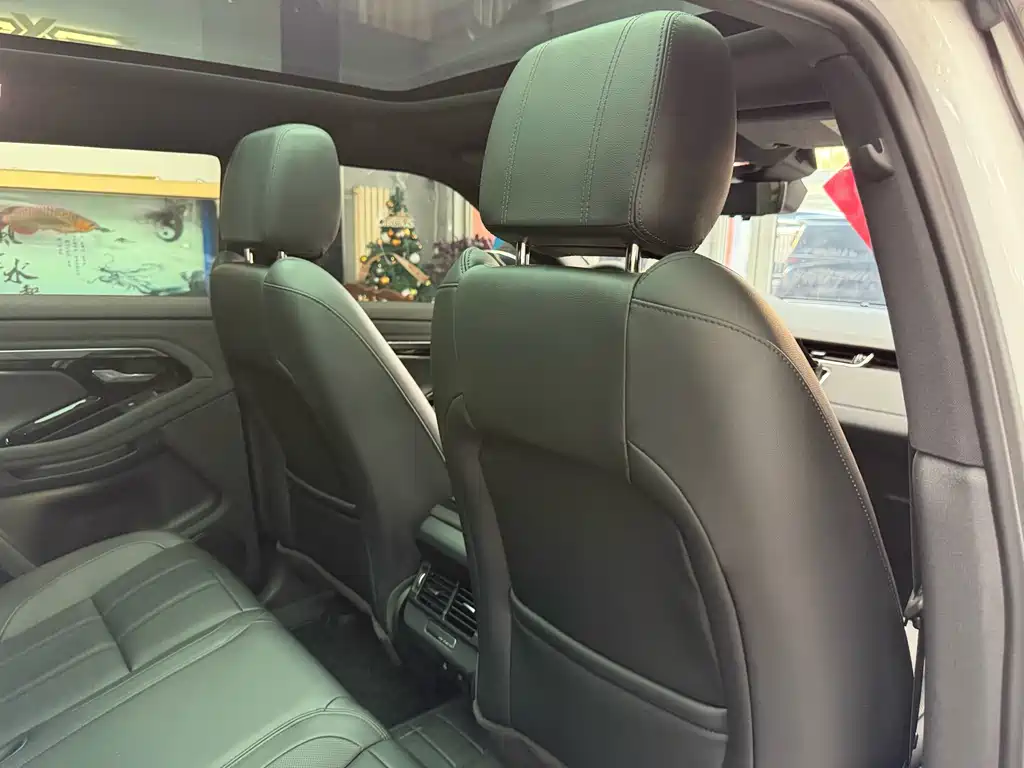 Land Rover Evoque 2021 — фото 27