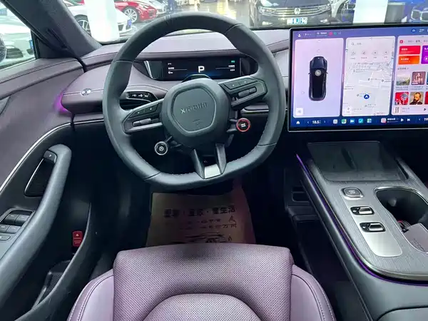 Xiaomi SU7 2025
