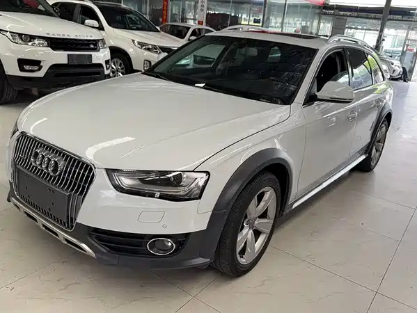 Audi A4 2014