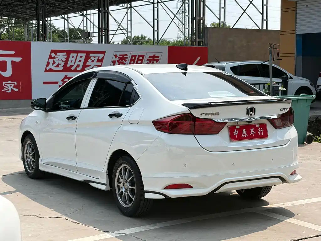 Honda City 2018 — фото 19