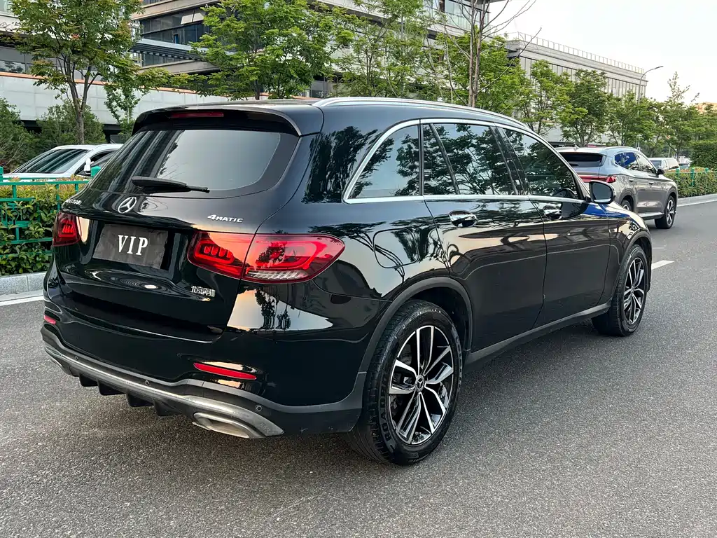 Mercedes-Benz GLC 2021 — фото 18