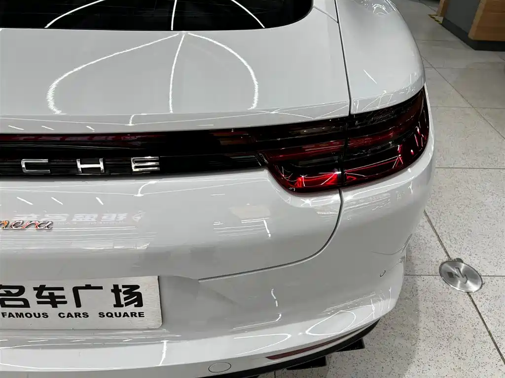 Porsche Panamera 2017 — фото 3
