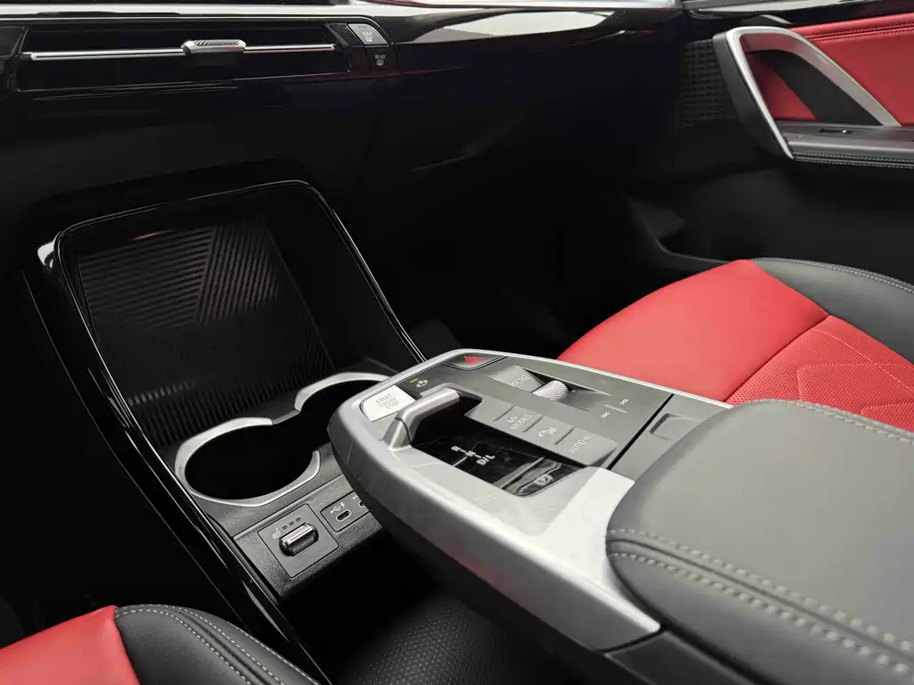 BMW X1 2023 — фото 13