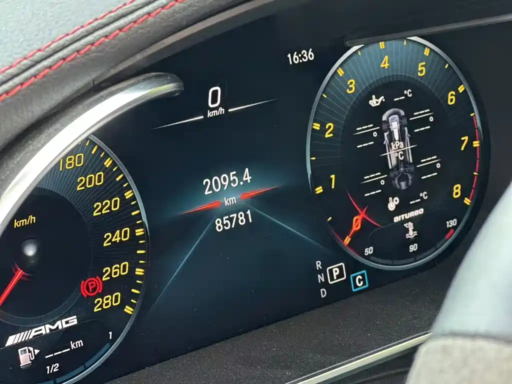 Mercedes-Benz C-Class AMG 2020 — фото 11