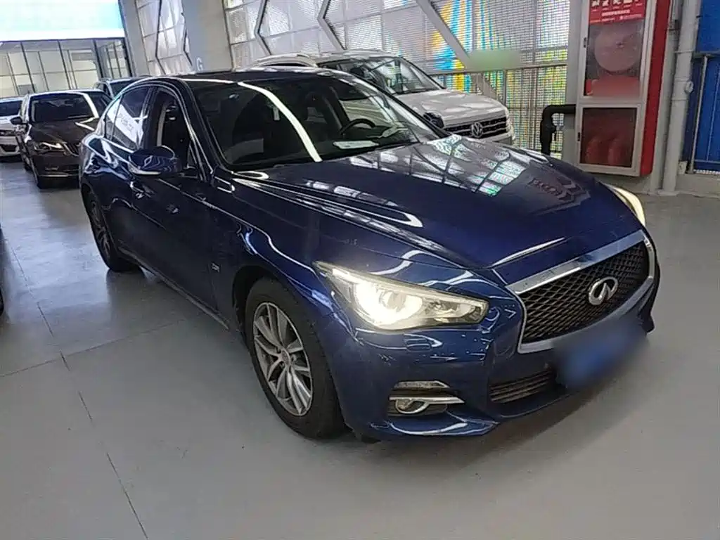 Infiniti Q50L 2017 — фото 4