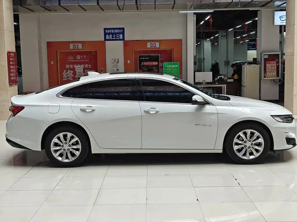Chevrolet Malibu XL 2022 — фото 16