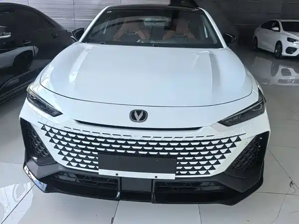 Changan UNI-V 2023