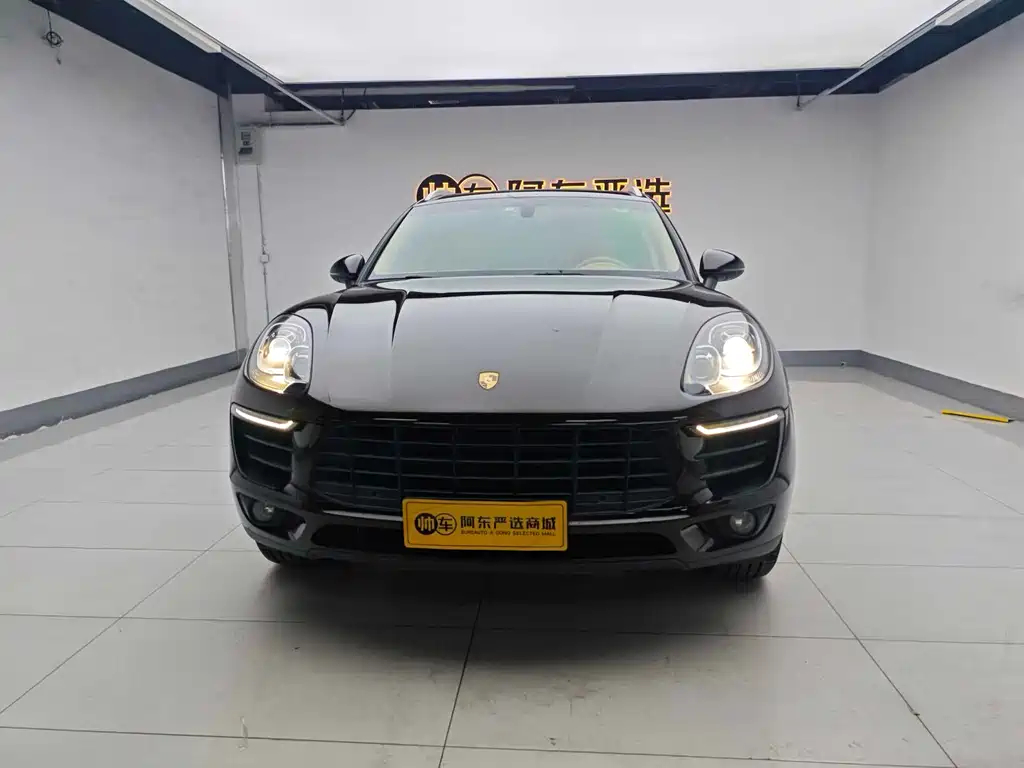 Porsche Macan 2015