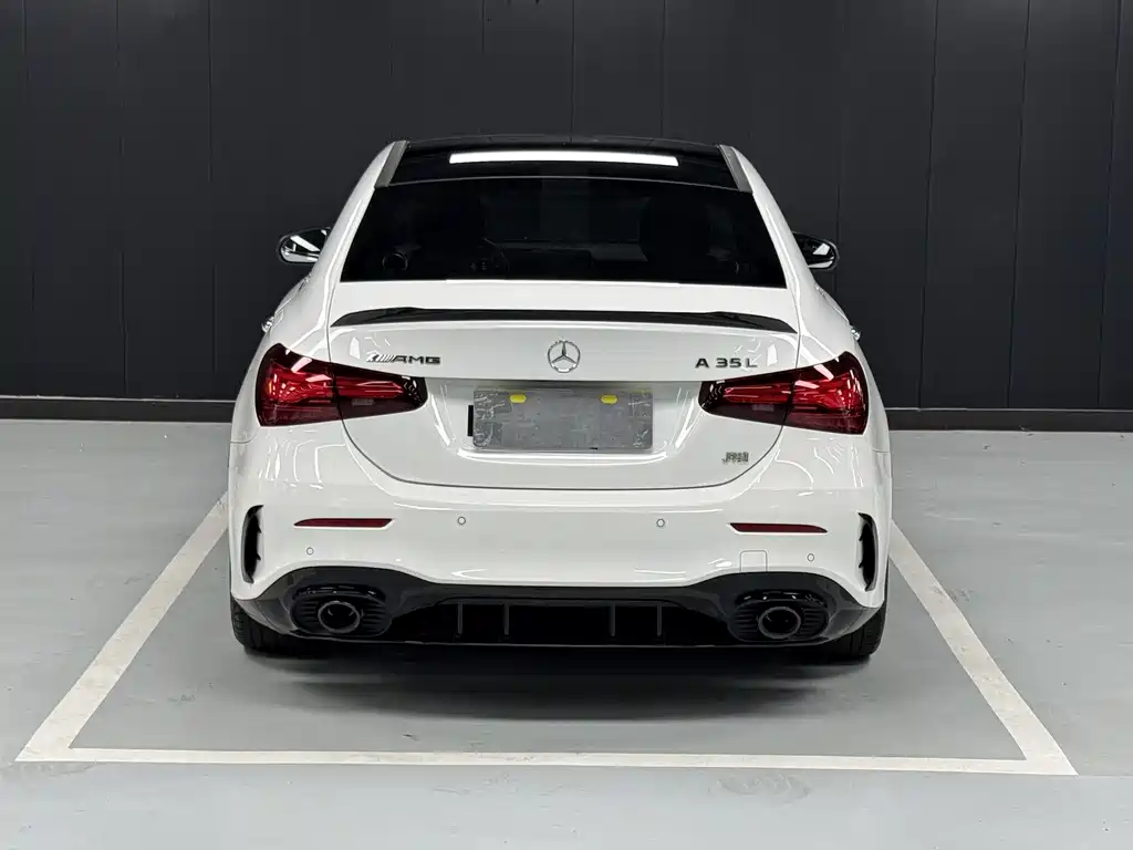 Mercedes-Benz A-Class AMG 2025 — фото 16