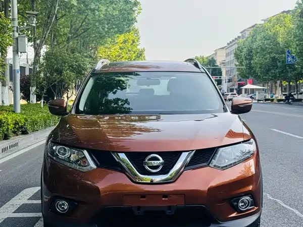 Nissan X-Trail 2014