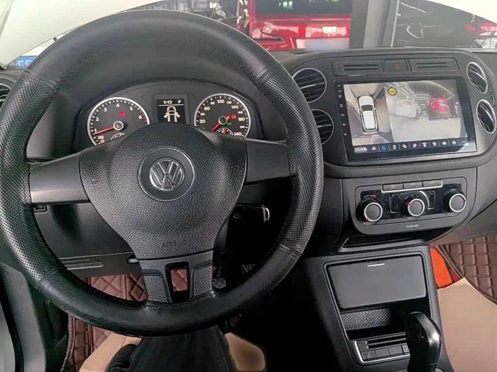 Volkswagen Tiguan 2019 — фото 10