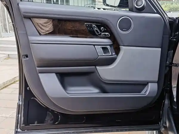 Land Rover Range Rover 2020