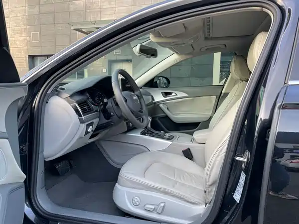 Audi A6L 2012