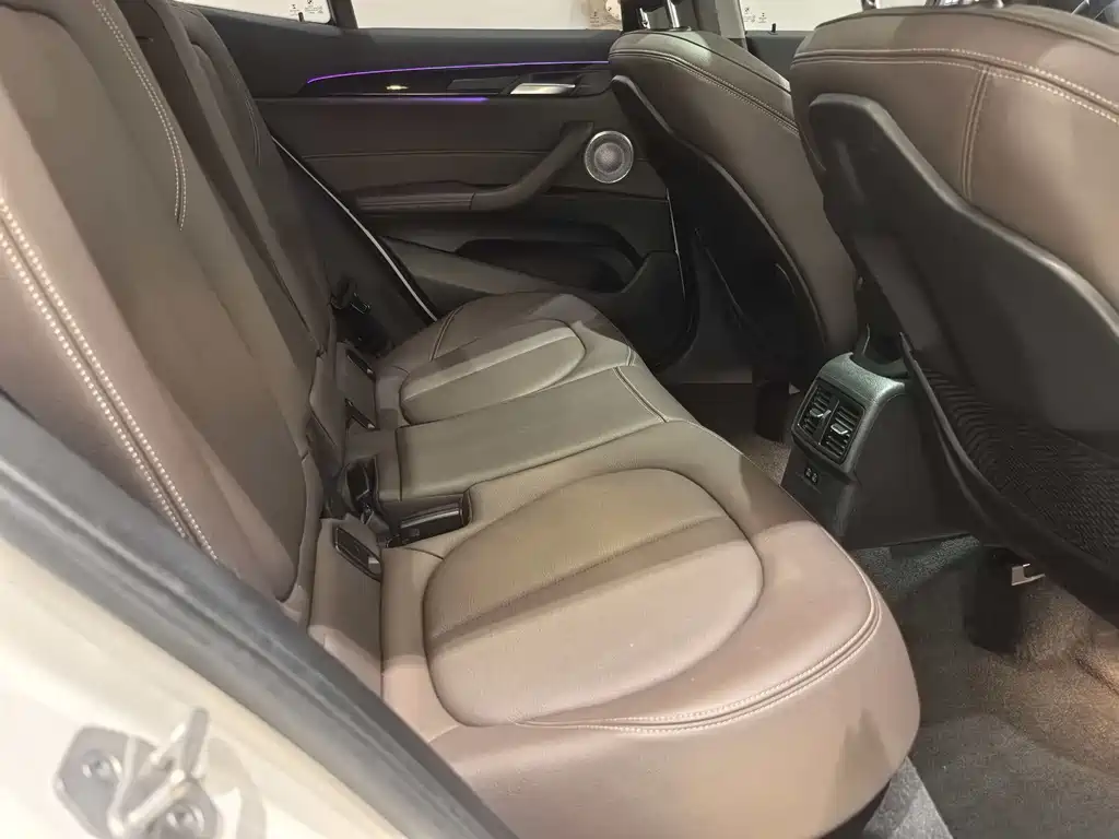BMW X2 2022 — фото 12