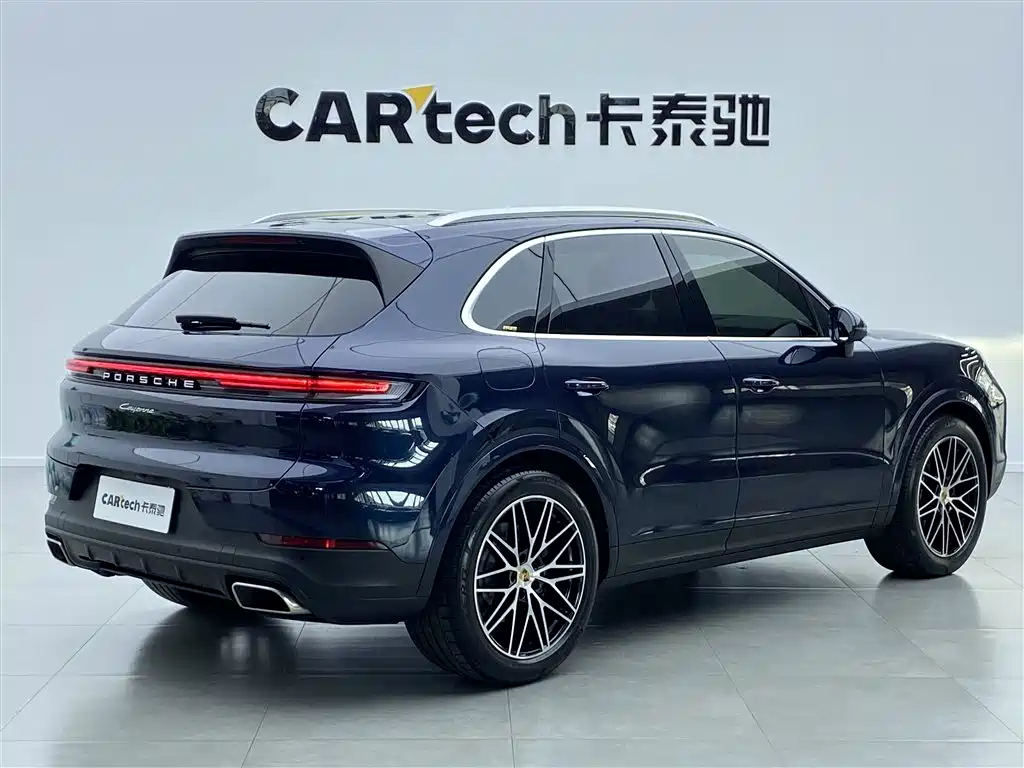 Porsche Cayenne 2024
