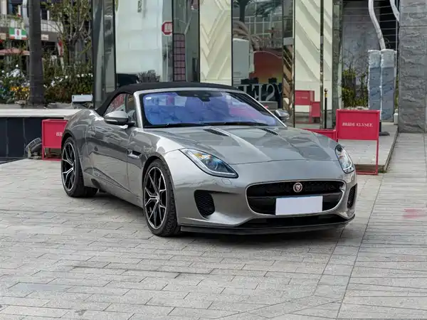 Jaguar F-TYPE 2018