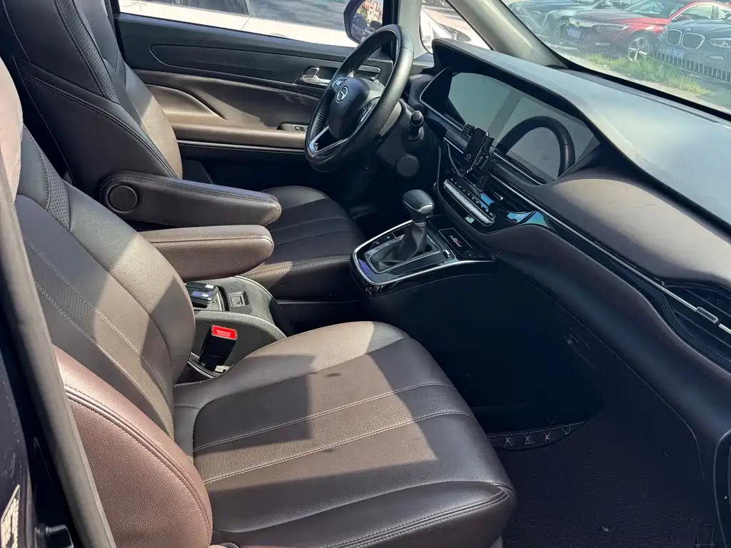 GAC Motor Trumpchi M6 2020 — фото 14